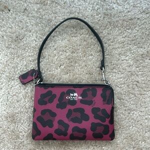 Coach wristlet never used